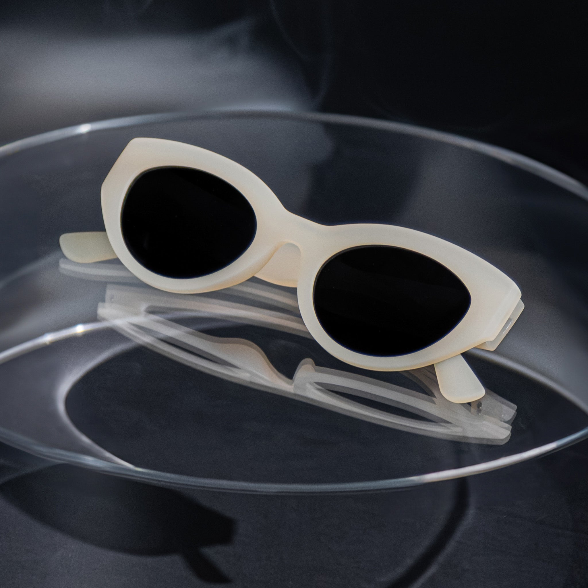 Lolo’s Lunar Nuptials